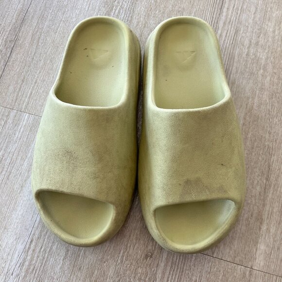Mens Adidas Yeezy Slides - Resin - FZ5904 - 9